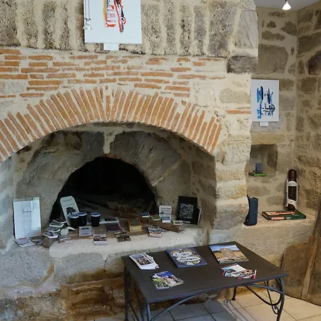 ホテル Restaurant Le Murier De Viels - Grand Figeac 3*