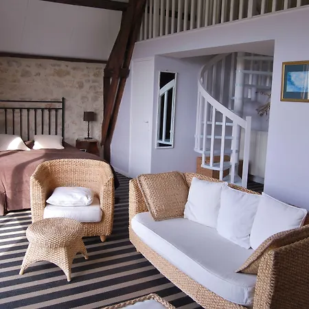 ホテル Restaurant Le Murier De Viels - Grand Figeac Causse-et-Diege