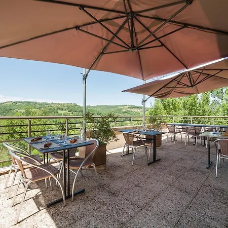 ホテル Restaurant Le Murier De Viels - Grand Figeac